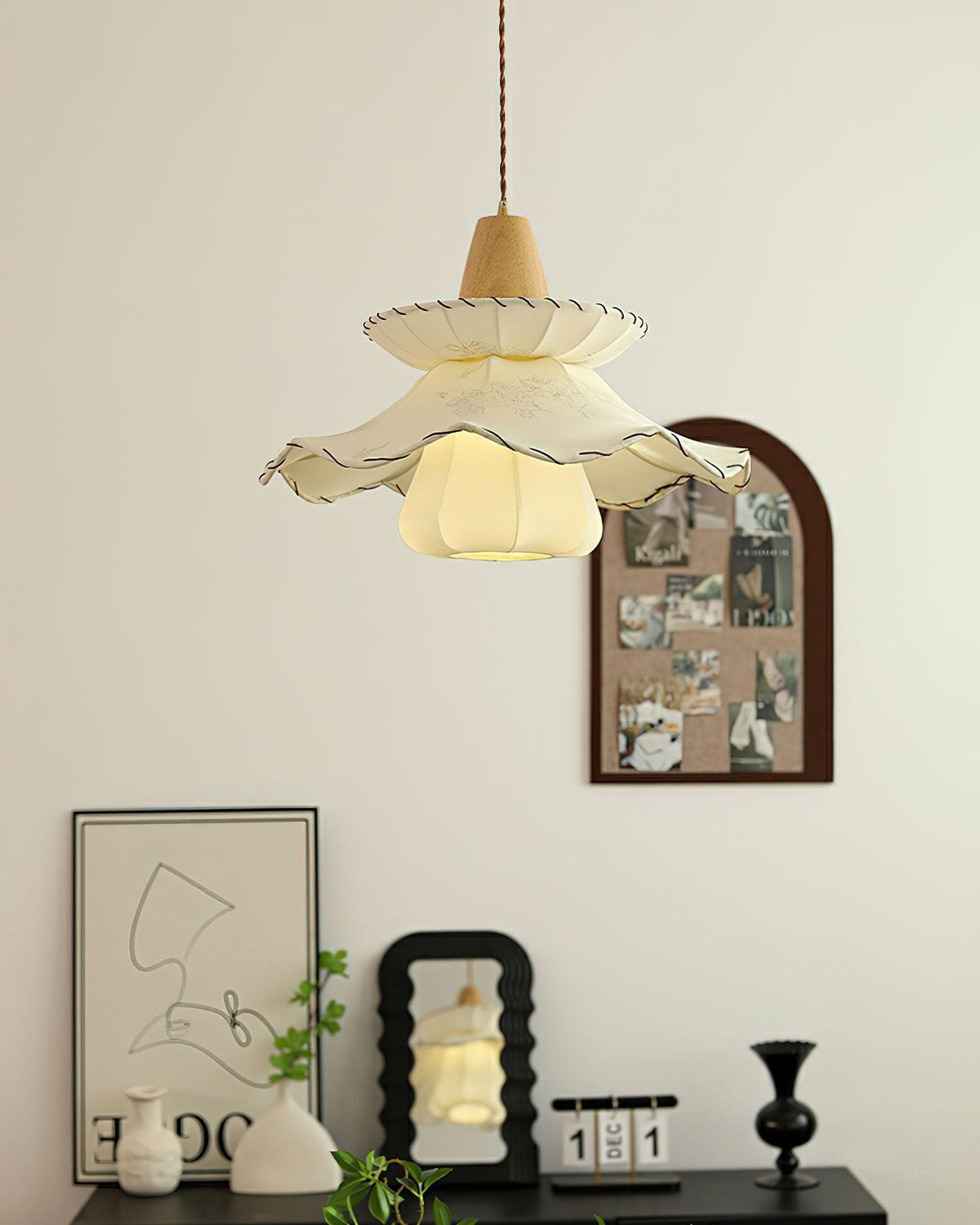 Daisy Charm Pendant Light 17.7