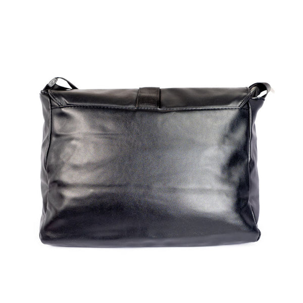 Design Buckle Messenger Bag