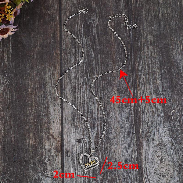 Alloy Inlaid Zircon Heart Pendant Necklace