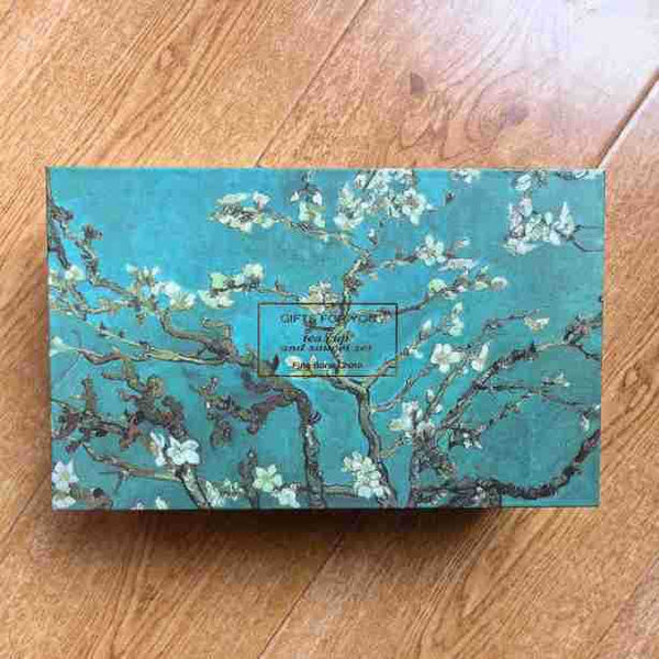 British Luxe Saucer and Spoon Afternoon Tea Cup with Van Gogh Oil Painting Design, Bone China Coffee Cup, Creative Souvenir Ceramic Mug