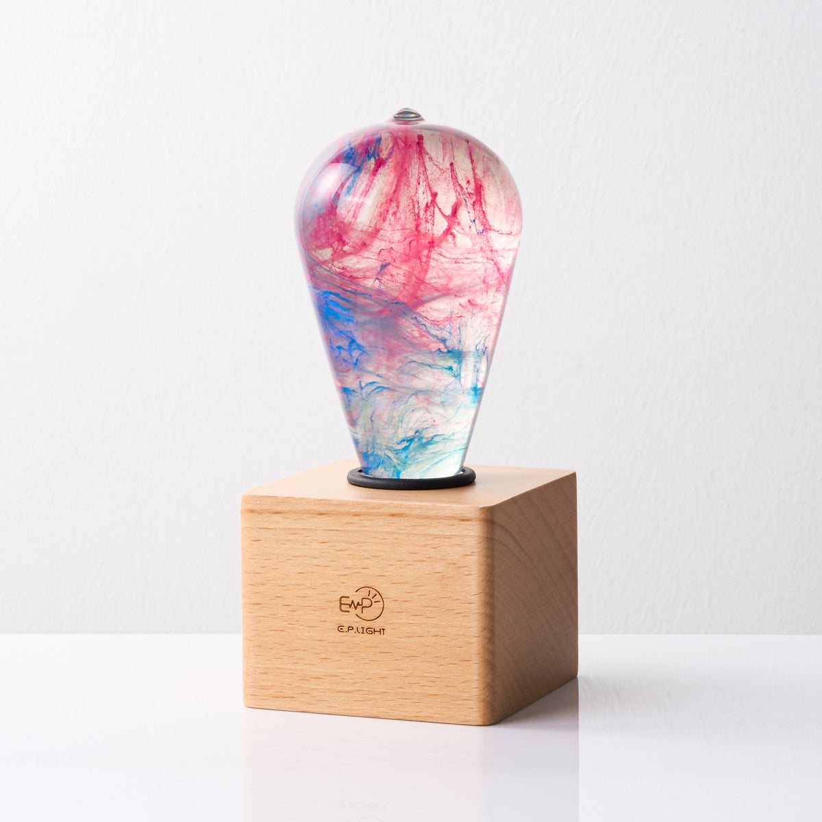 EP Light - Elsa