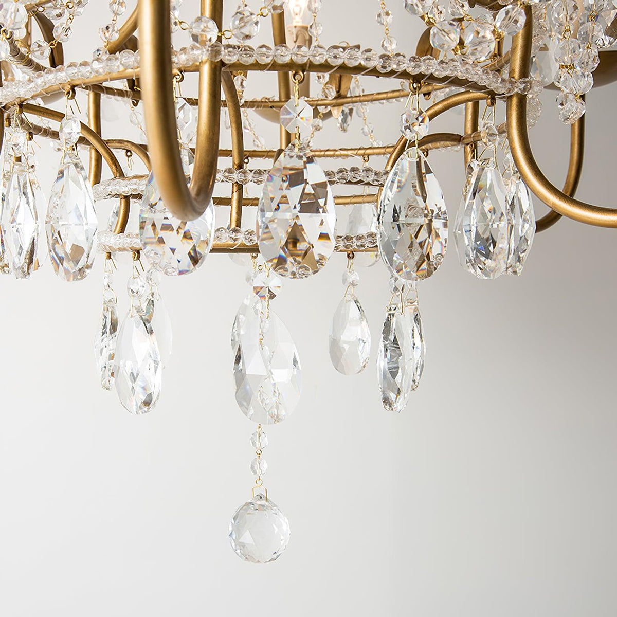 Early American Chandelier 25.2