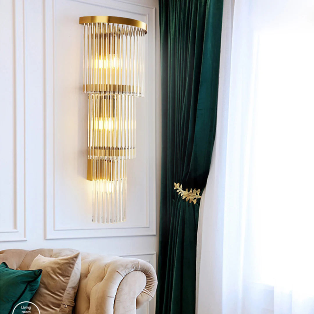 East Antique Brass Finish Wall Lamp