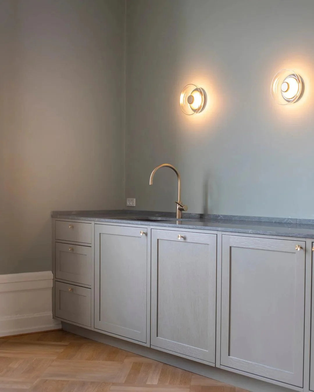 Eclipse Halo Wall Lamp 9.1