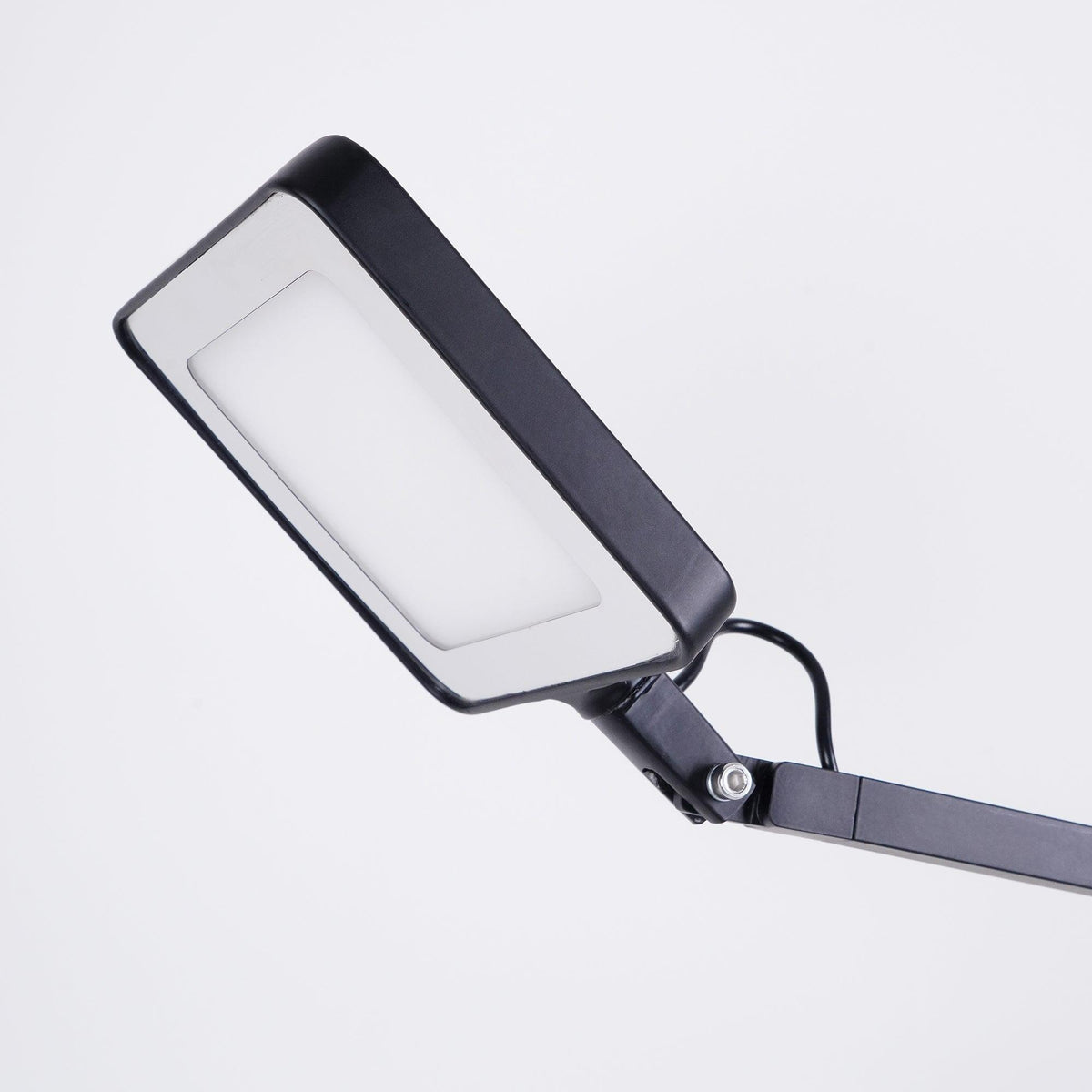 Edge Table Lamp 22.8