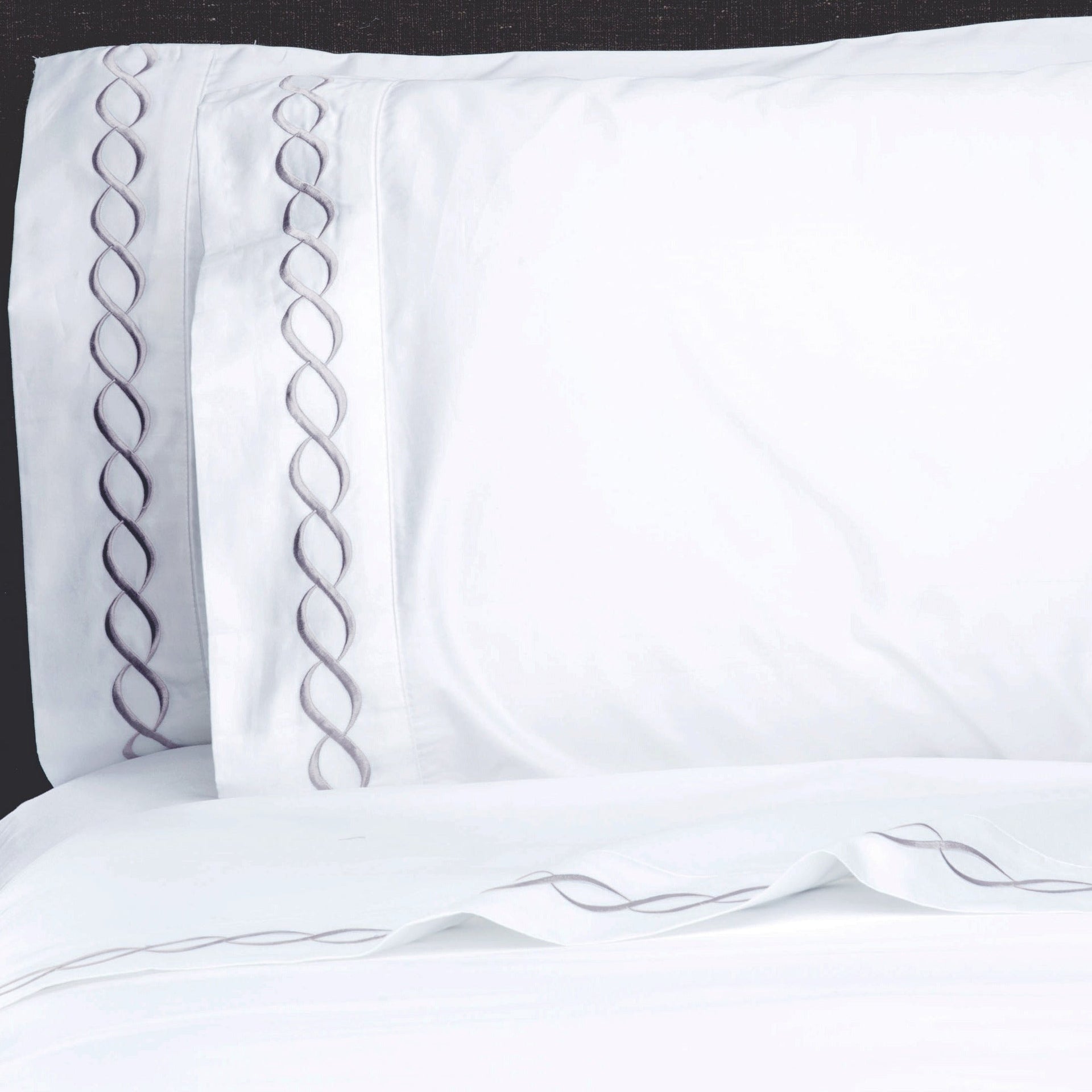 600 Thread Count Rope Embroidered Pillowcase Pair