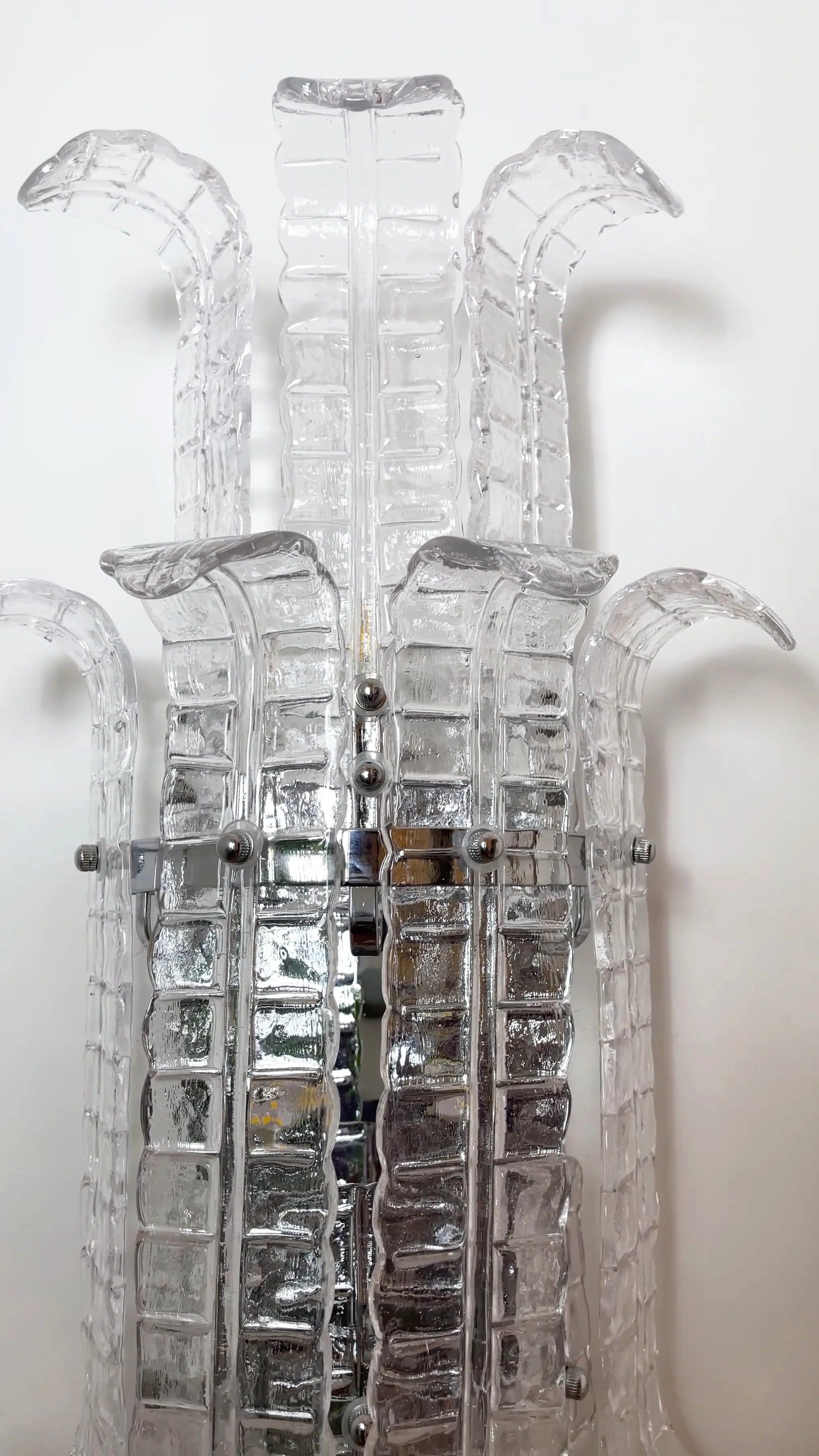 Elegant Murano Leaf Shape Glass Wall Sconce