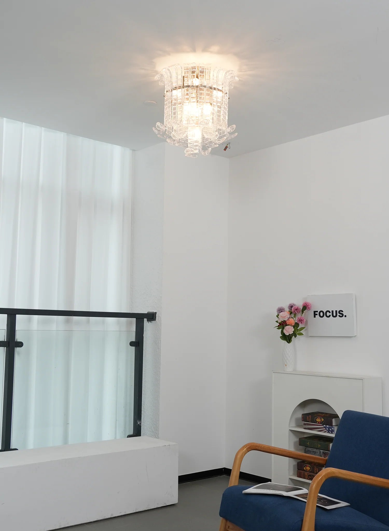 Elegant Murano Leaf Shaped Ceiling Lamp