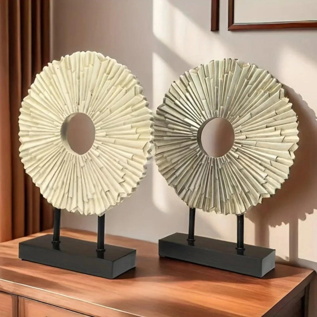 Elegant Sunflower Tabletop Figurine