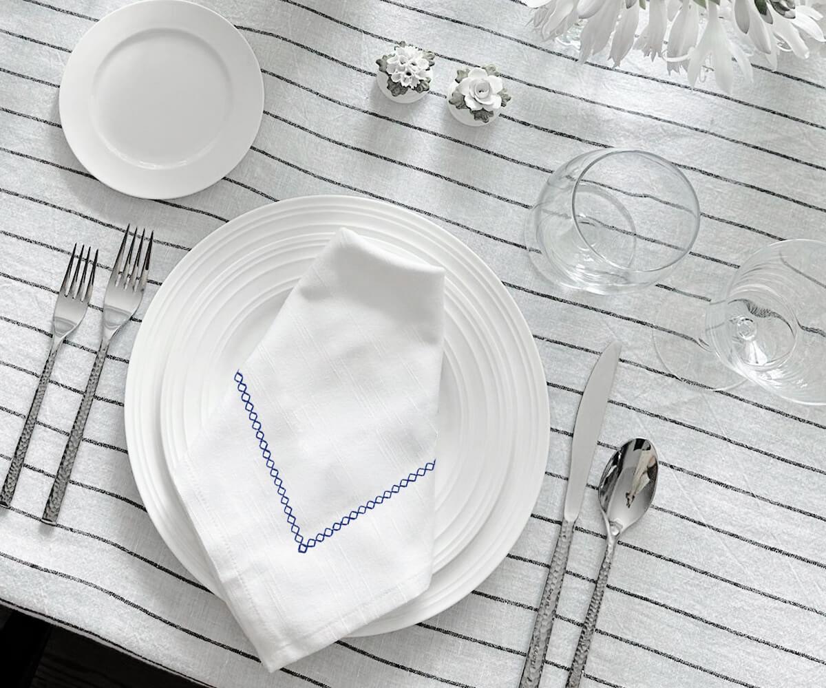 White Cloth Napkins - Diamond Embroidered Napkins