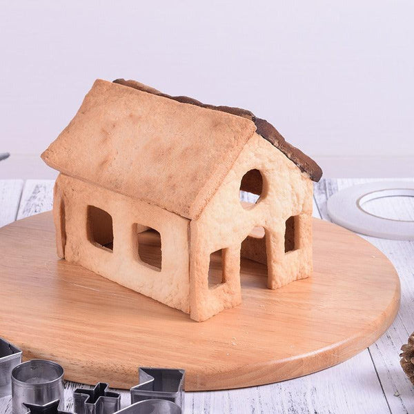 18 piece Christmas stainless steel 3D cookie mold gingerbread house cookie mold set