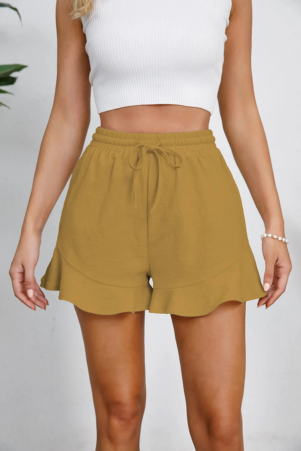 Women's cotton and linen shorts with ruffled edges and drawstring casual pants for women