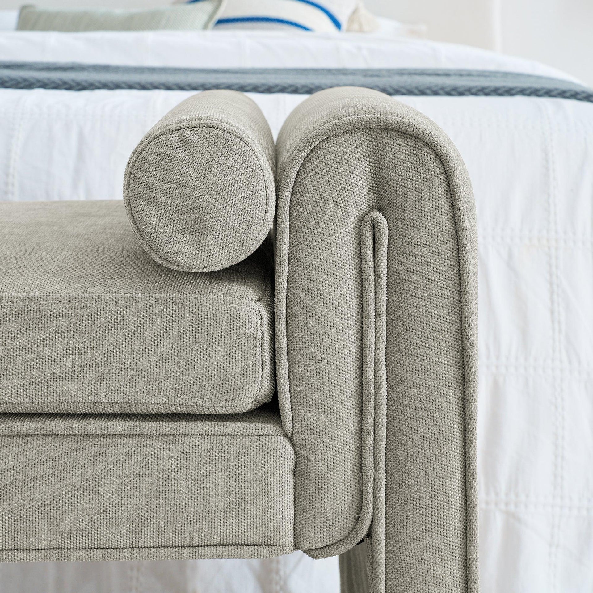Bedroom storage stool, linen storage stool, large storage space, 50.39 inches