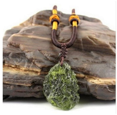 1Pcs Natural Czech meteorite pendant rough green meteorite jewelry necklace fine crystal gravel