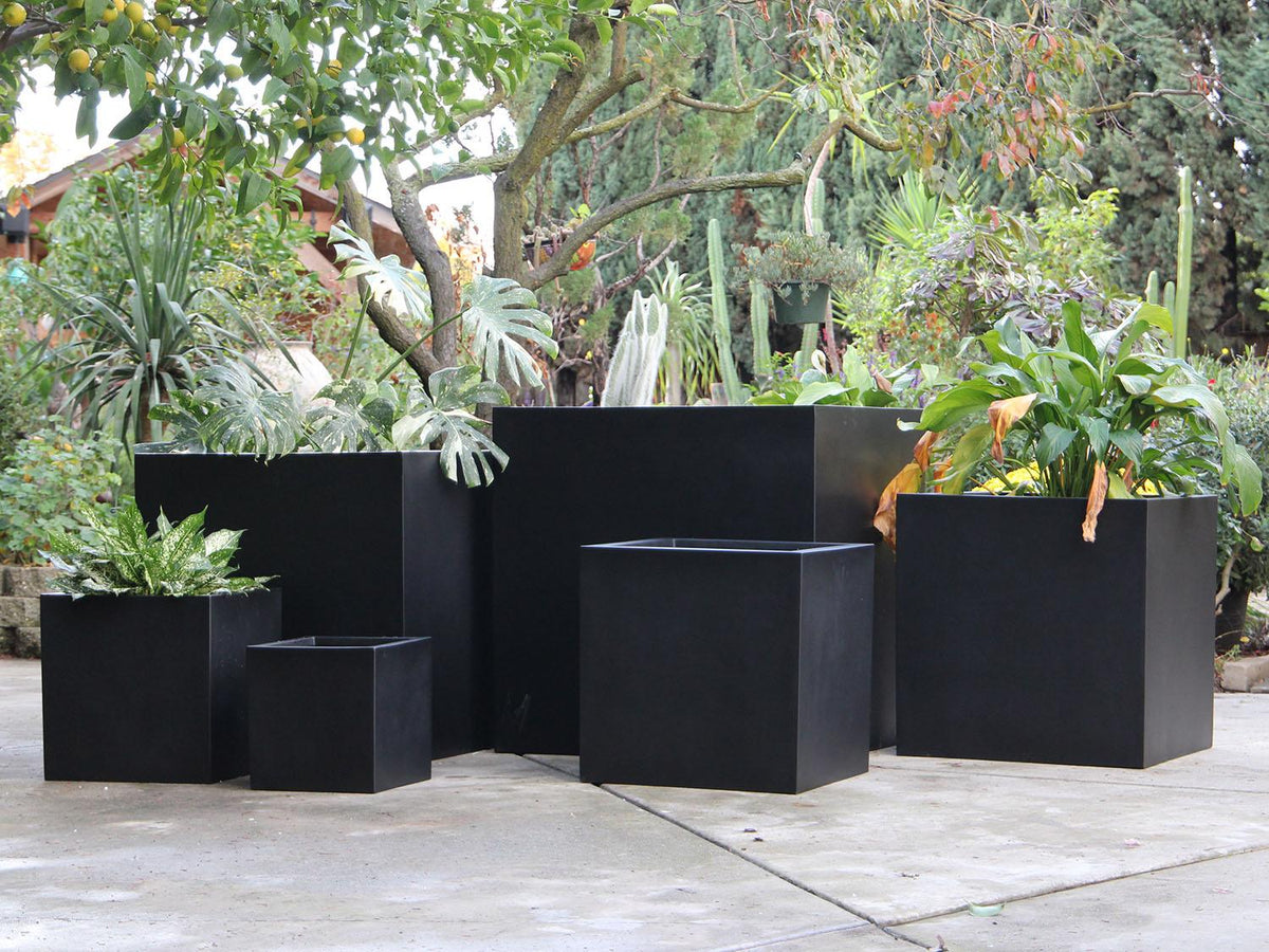 Cube Planter By Plantatorem