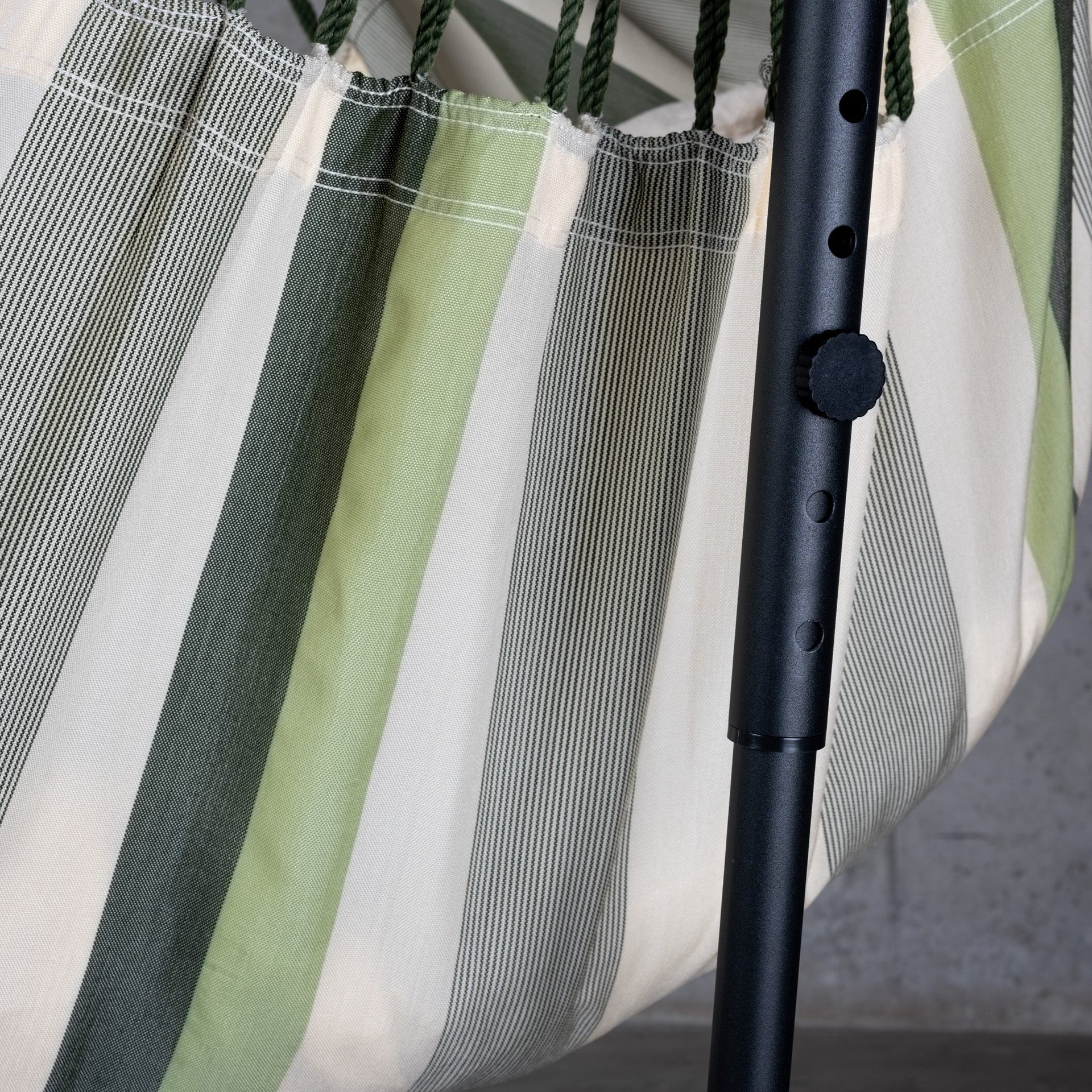 Fiji Outdoor Cedar – Weather-Resistant Comfort Size Hammock Chair with Galvanized Steel Stand