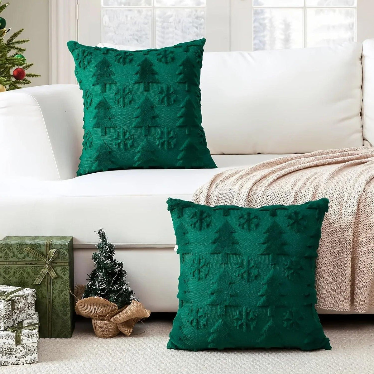 Faux Wool Christmas Tree Throw Pillow Covers, 45.72x45.72 cm, Snowflake Design