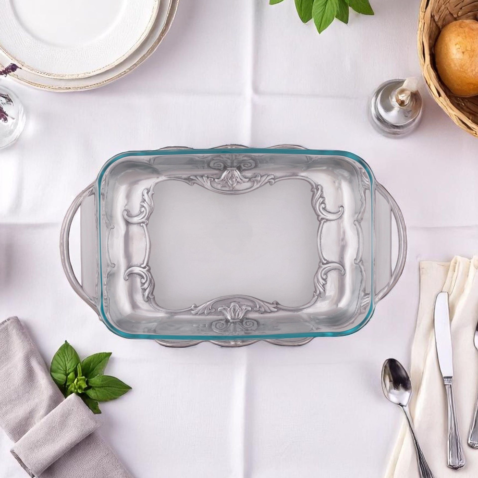 Fleur-De-Lis Pyrex Holder 3qt