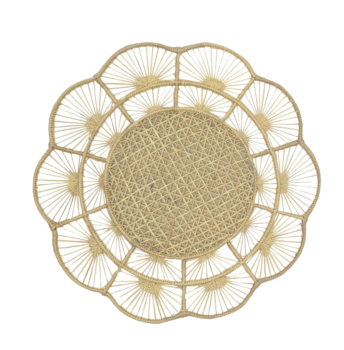 Petal Perfection Scalloped Handwoven Iraca Placemat