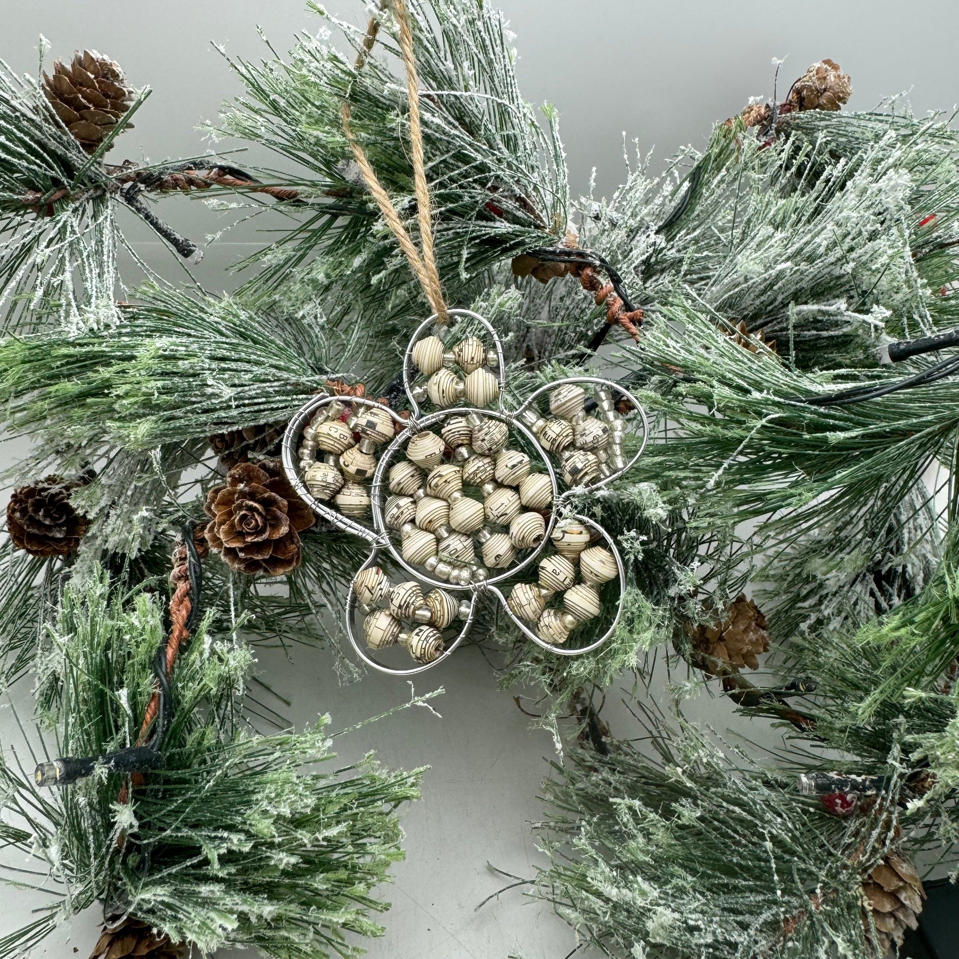 Daisy Cereal Box Wire Ornament