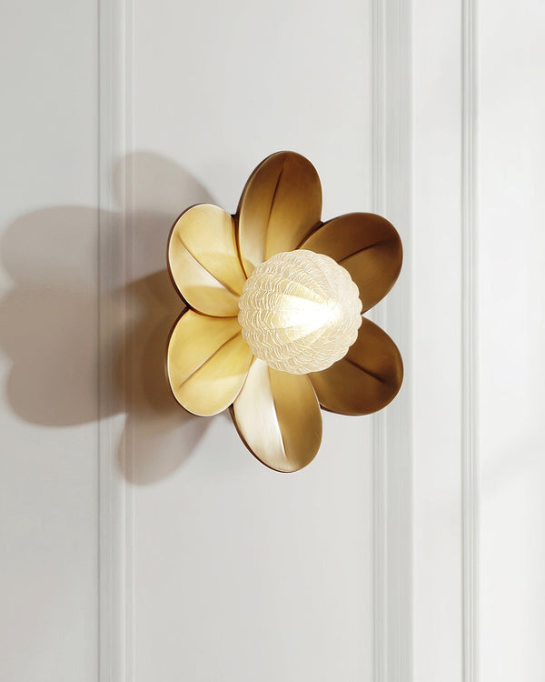 Gigi Wall Lamp