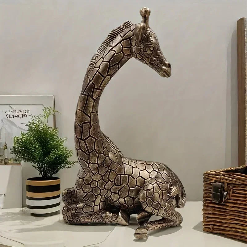 Giraffe Sculpture - Decorative Animal Figurine