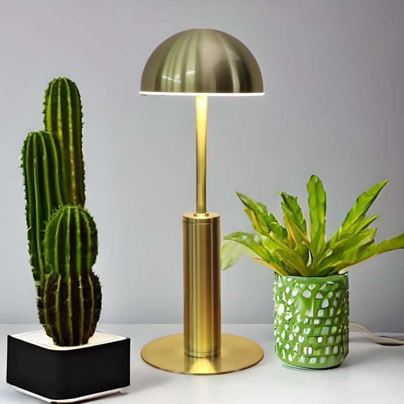 Warm Cordless™ Lamp Iluminating