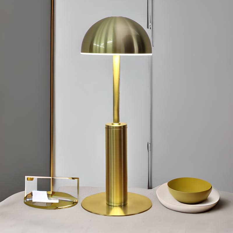 Warm Cordless™ Lamp Iluminating