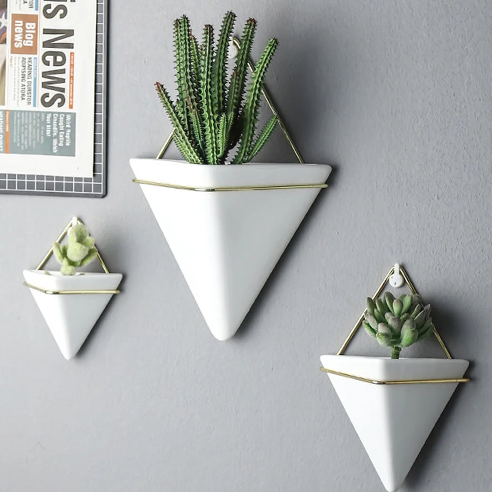 Wall Mounted Flower Pot, Hanging Vases, Self Water-Absorbing Planter, Room Decoration, Drop Shipping, New