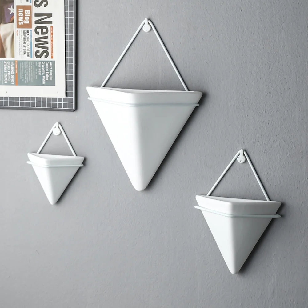 Wall Mounted Flower Pot, Hanging Vases, Self Water-Absorbing Planter, Room Decoration, Drop Shipping, New