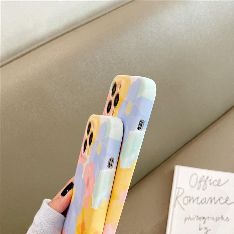 Cute Colorful Flowers Phone Case For iPhone 13 Pro Max 12 Mini 11 X XS XR 7 8 Plus Fashion Floral Soft Shockproof Cover Clear Cute Floral Design Back Cover