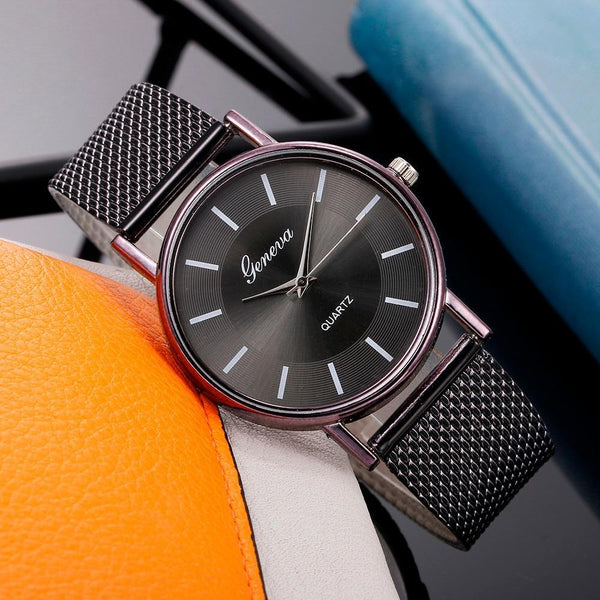 New Women's Casual Silicone Strap Quartz Watch Top Brand Girls Bracelet Clock Wrist Watch For Women and Girls