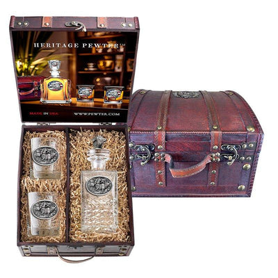 Elk Heritage Decanter with 3D Top and 2 Glasses with Chest Box