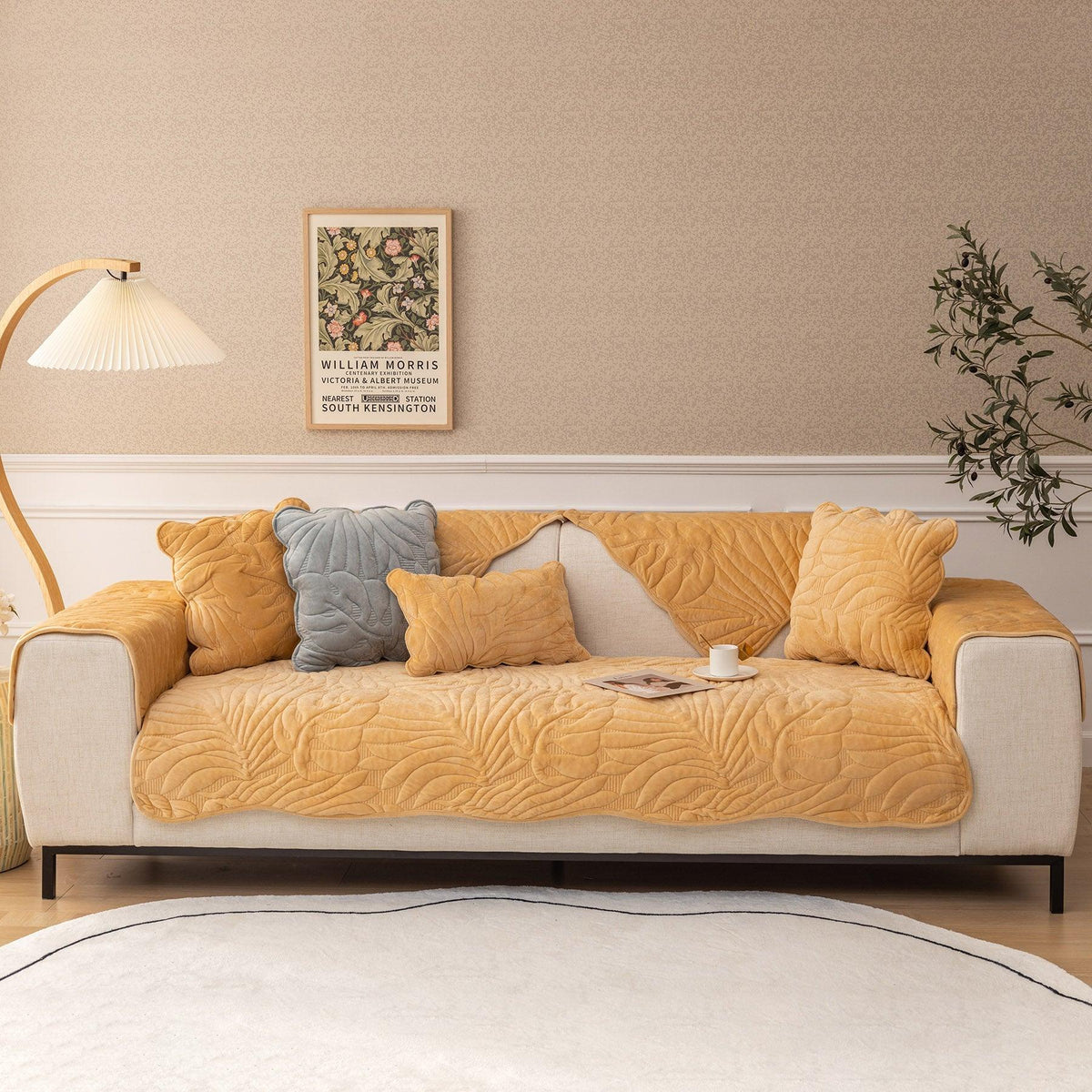 Soft Velvet Plush Non-Slip Sofa Cover Quilted Palm Leaves Sofa Seat Pad for Kids and Pets