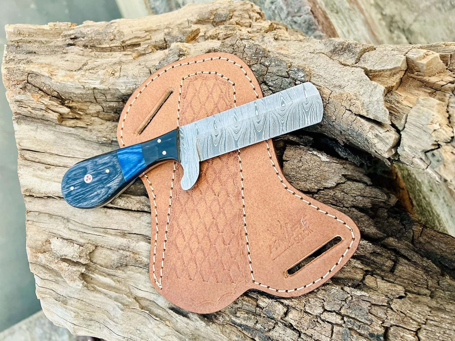 Custom Handmade Bull Cutter Knife with Damascus Steel Blade – Holiday Limited Edition