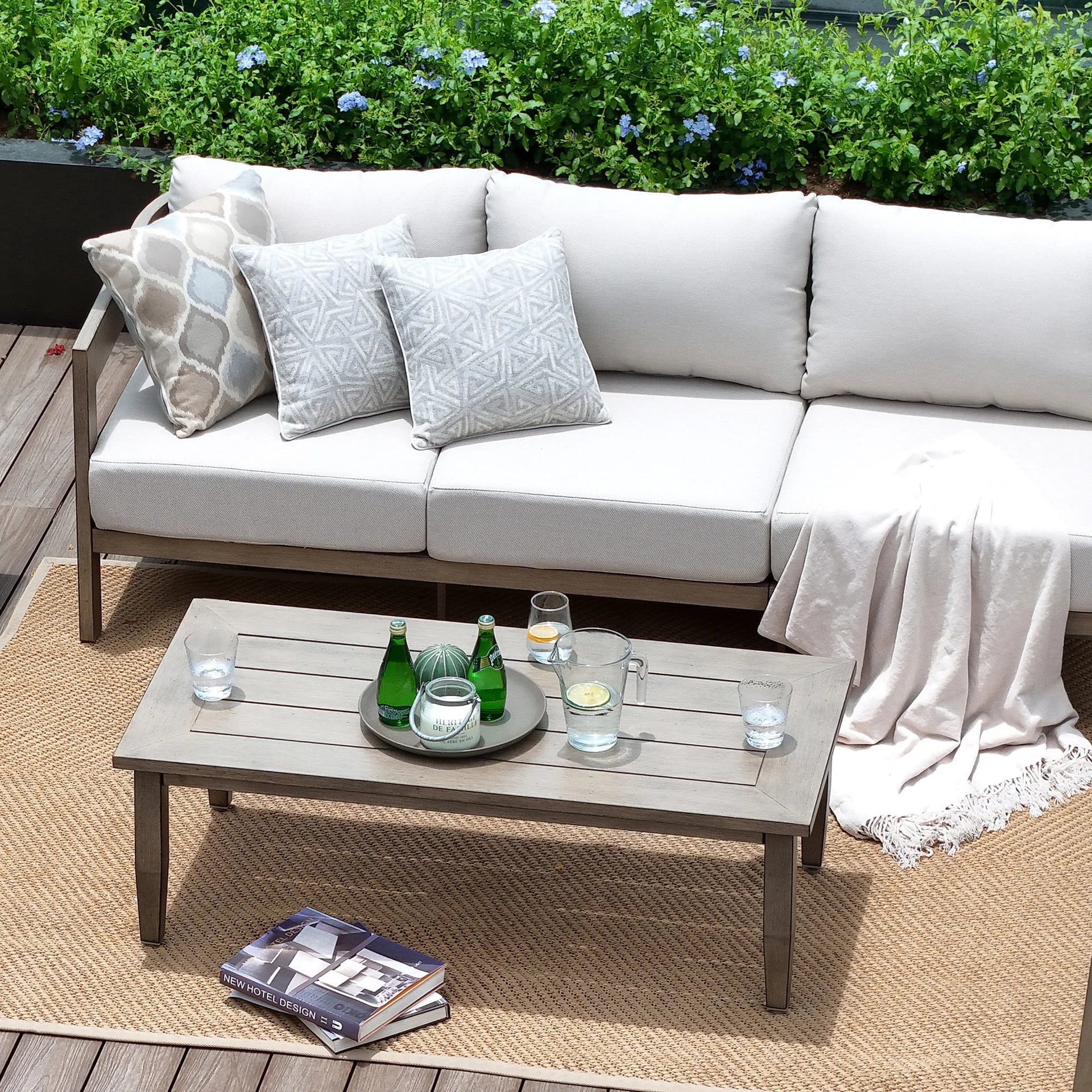 PEAKHOME Harmonti Modern Outdoor Sofa With Cushions