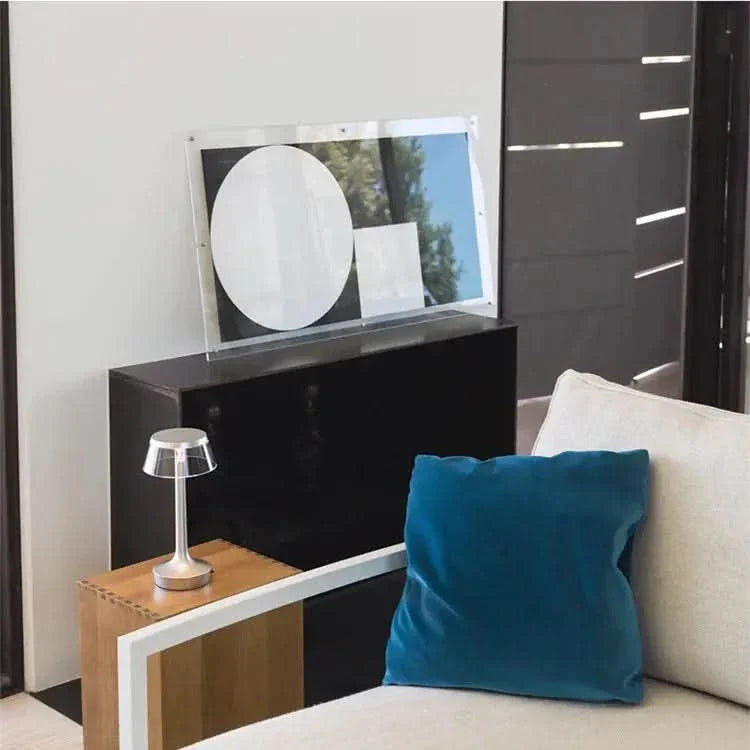 Touch Crystal™ Lamp Iluminating