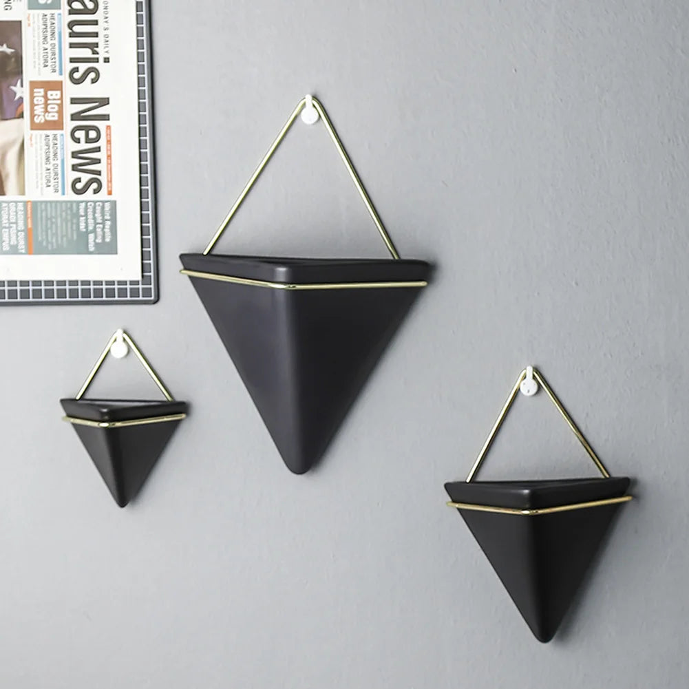 Wall Mounted Flower Pot, Hanging Vases, Self Water-Absorbing Planter, Room Decoration, Drop Shipping, New