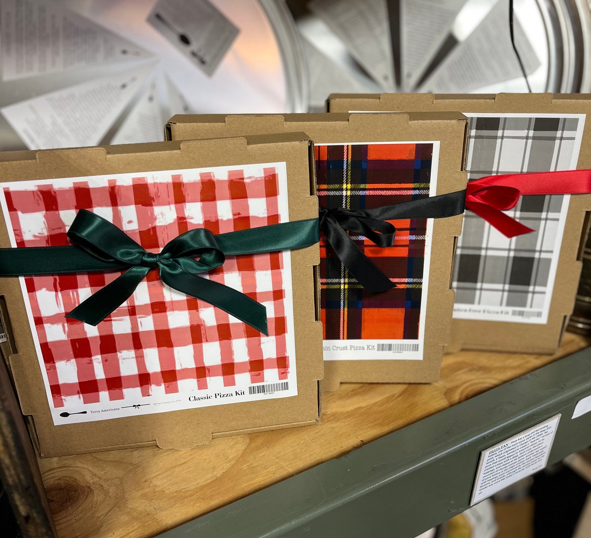 Pizza Kit - Pizza Pan, Doughs, Spice and Recipes (GF Option Available)