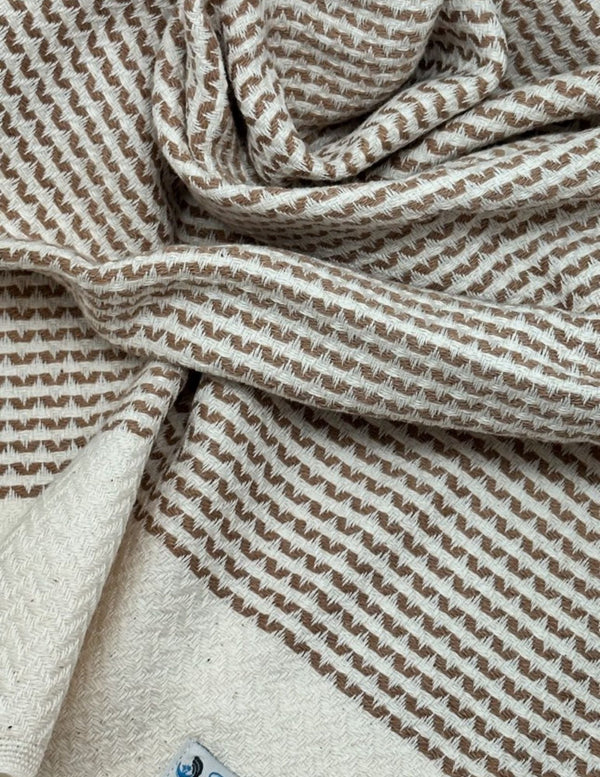 Dotty Hand Towel