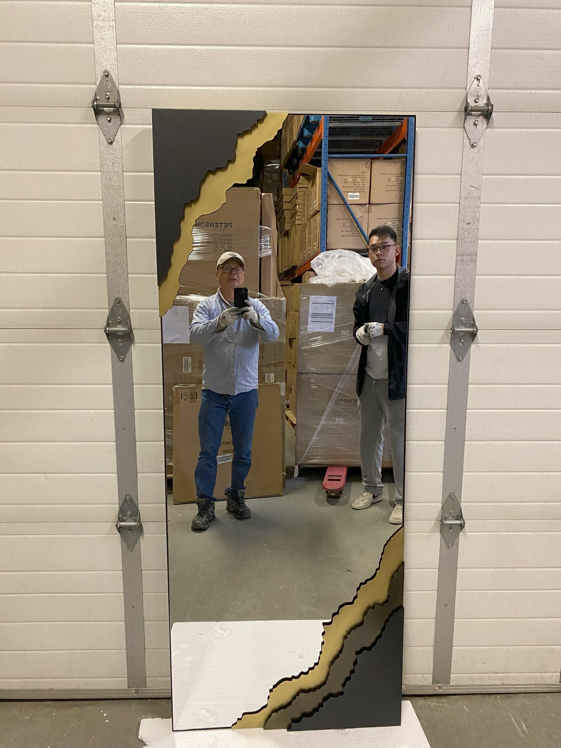 Contour Reflections: Dual-Tone Metal Frame Floor and Wall Mirror