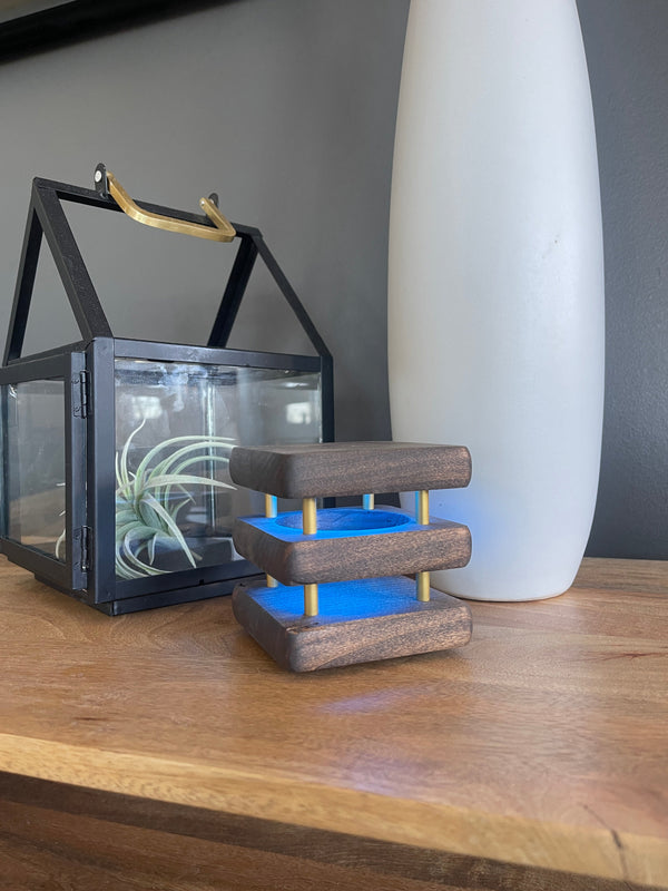 Mini Mid-Century Kona Design Friendship Lamp – Compact Retro Wi-Fi Touch Lamp for Long-Distance Connection