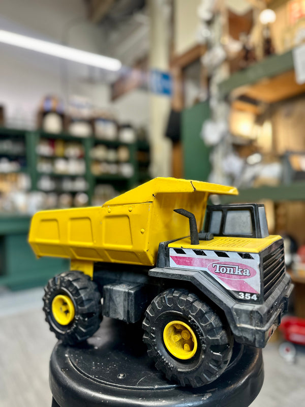 Vintage Tonka Metal Yellow construction toys