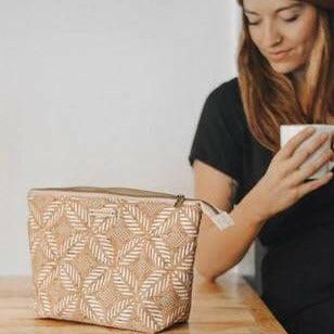ADVENTURER cosmetics bag | CREAM