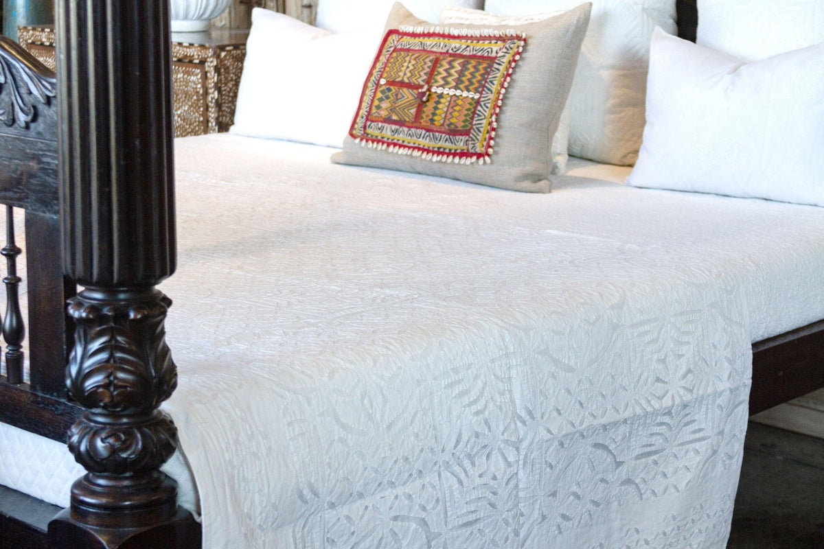 Zahra Applique Coverlet