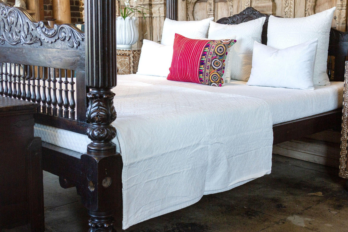 Mali Applique Coverlet