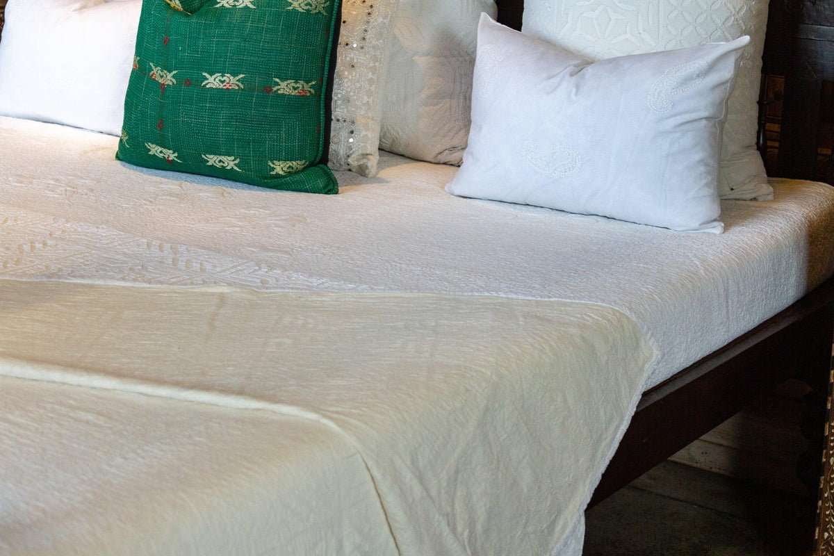 Reemi Applique Coverlet