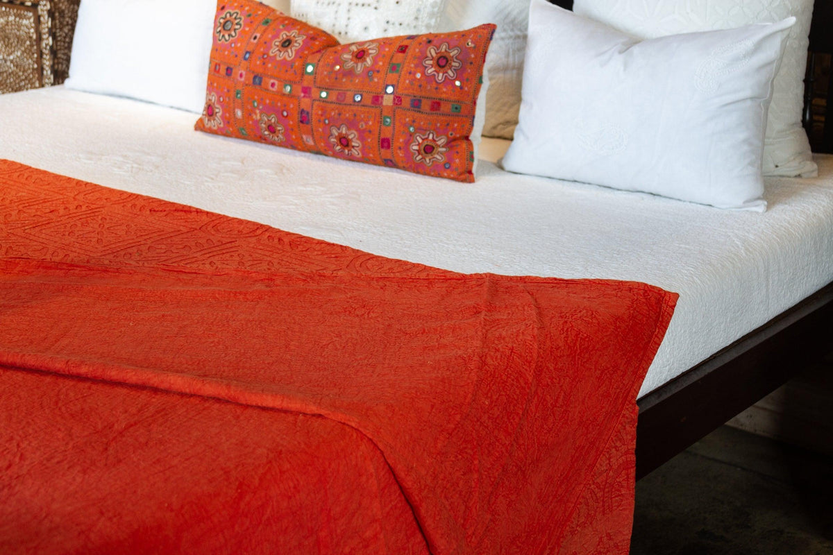 Alma Applique Coverlet