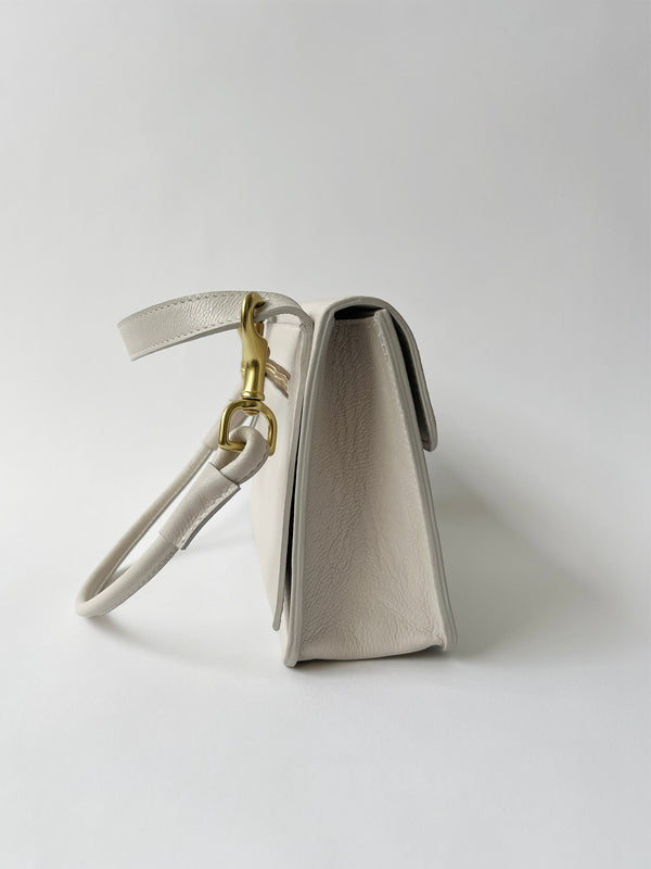 Vietta Piccola White Wearshop