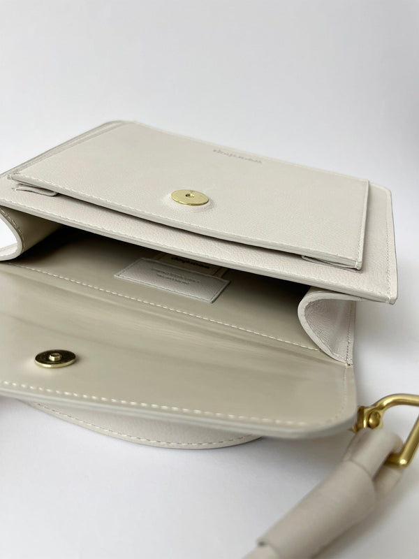 Vietta Piccola White Wearshop